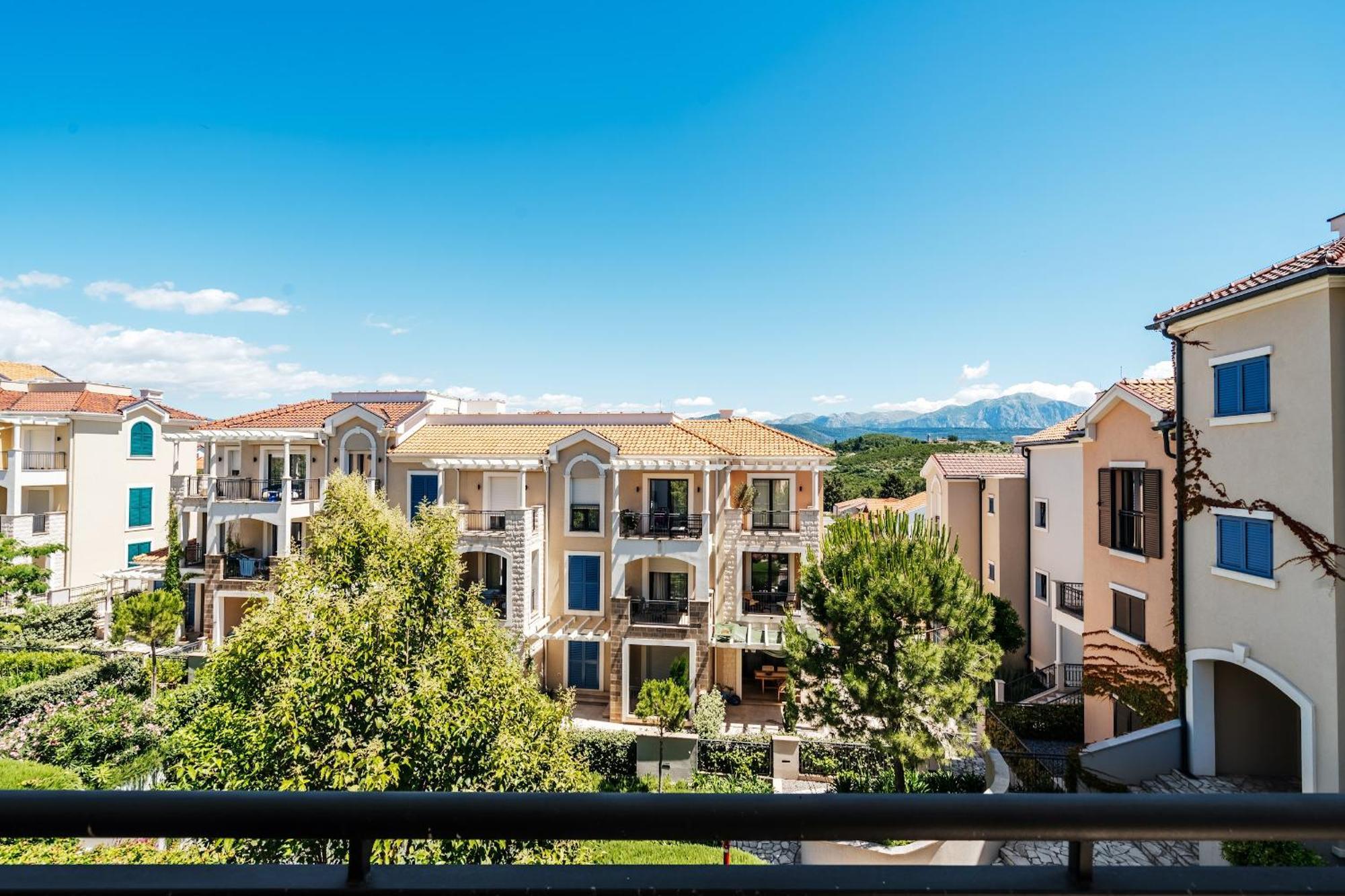 Lustica Bay Central Tivat Exterior foto