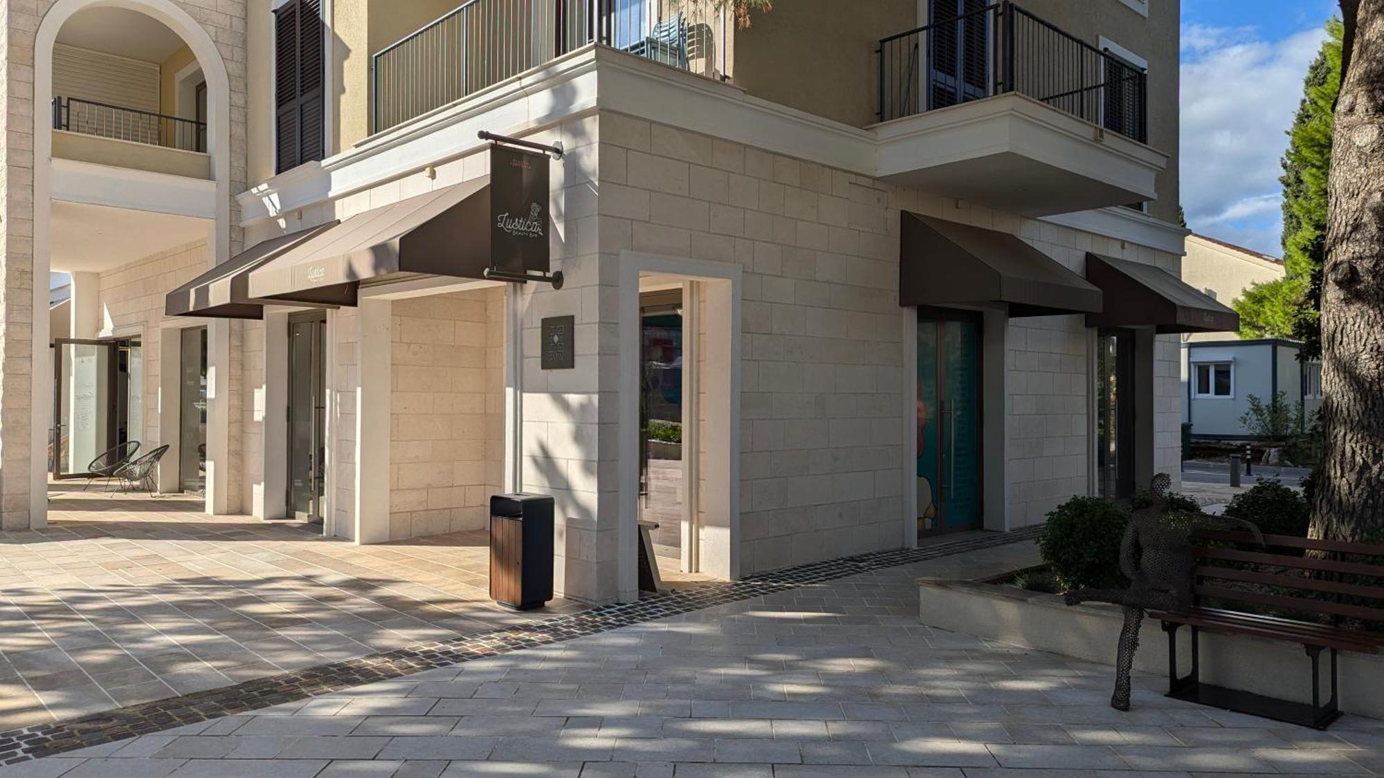 Lustica Bay Central Tivat Exterior foto