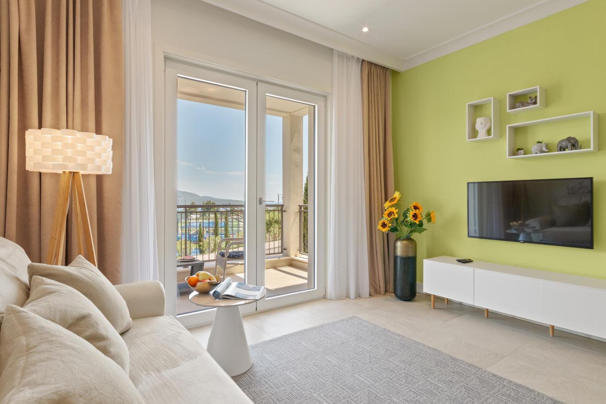 Lustica Bay Central Tivat Exterior foto